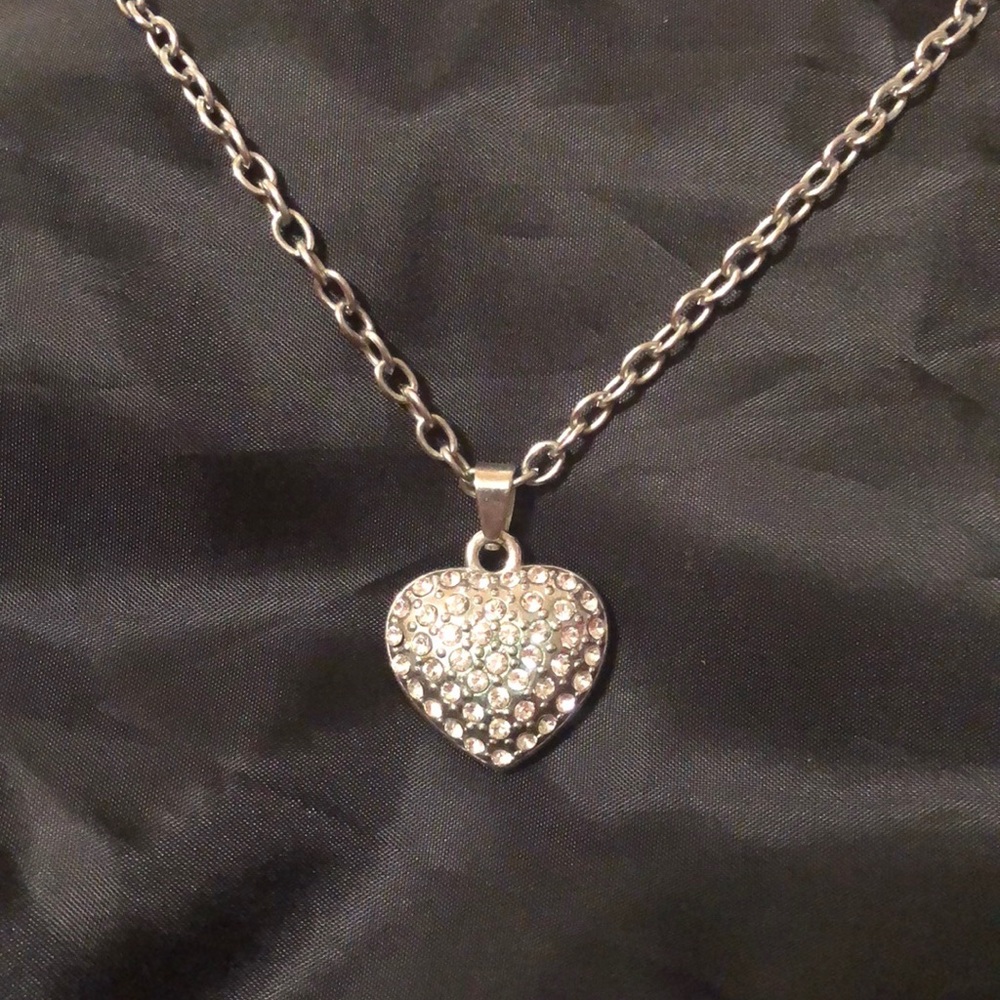 🚨Bundle 2 For $5🚨Heart Diamond Necklace