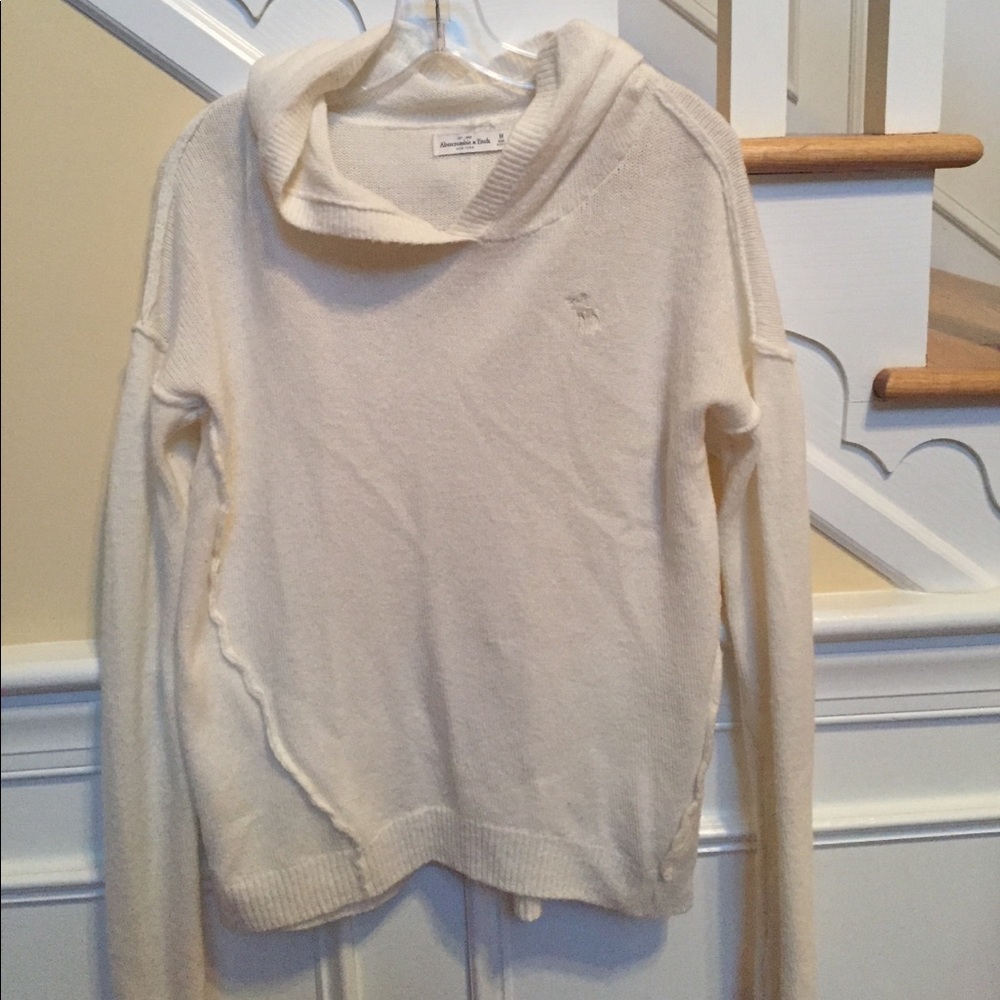 Abercrombie sweater