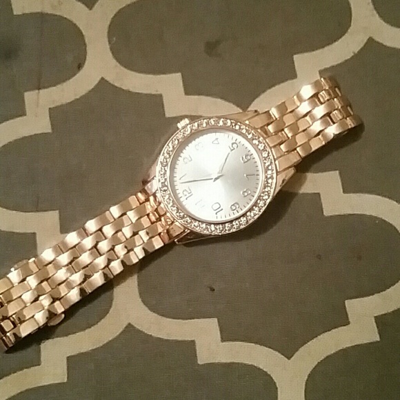 Watch - Picture 1 of 1