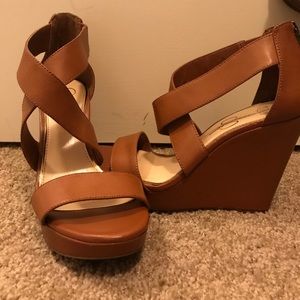 Jessica Simpson Wedges
