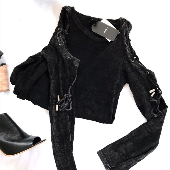 Lace up sleeves black acid wash top - Picture 4 of 5