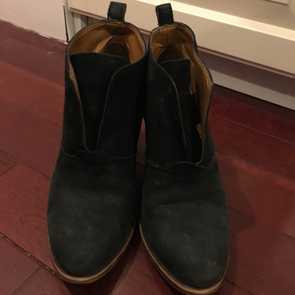 Lucky Brand black leather booties