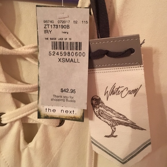 WHITE CROW LACE UP TEE! - Picture 4 of 4