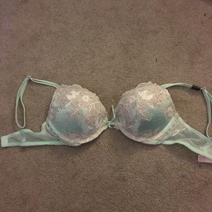 Victoria Secret sexy push-up bra