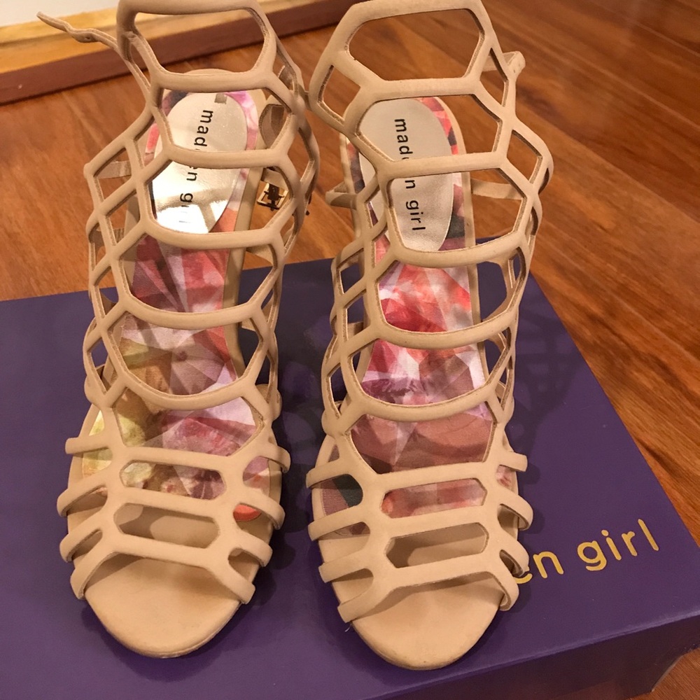 Madden Girl Nude heels sz 9.5