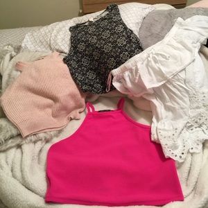 BUNDLE  4 crop tops !!!