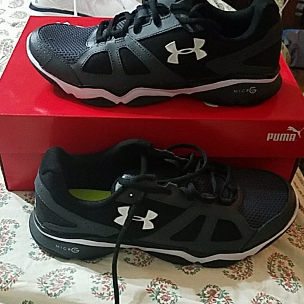 NEW UNDER ARMOUR  shoes