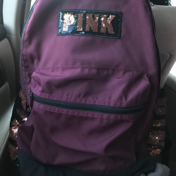 Sealing this pink  book bag ❤️98.99