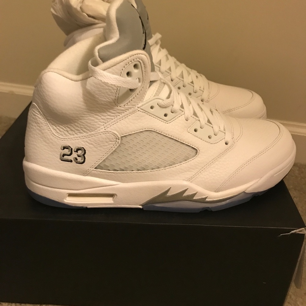 Air Jordan Retro 5 Men’s Size 12 💥MARKED DOWN 💥