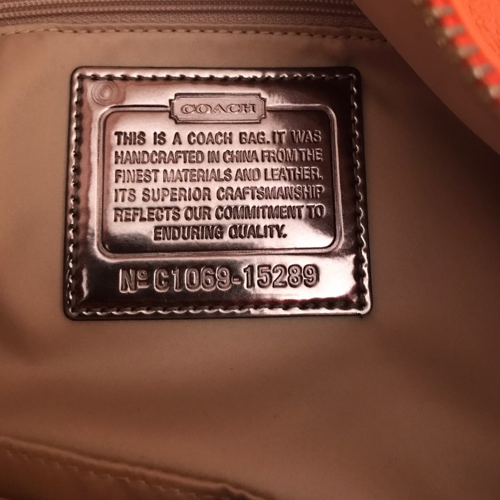 🧡 Coach Handbag 🧡 - Picture 2 of 3