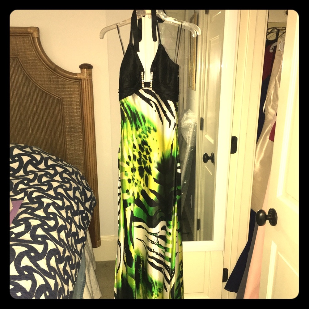Gorgeous and FUN formal gown!