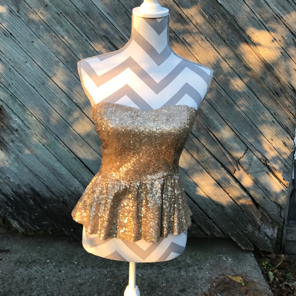 Forever 21 Gold Sequin Strapless Top