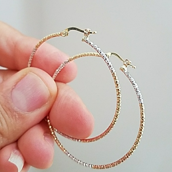 New 14k Solid tri color Hoop Earrings 1 inches - Picture 3 of 6