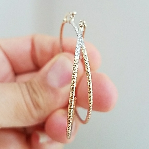 New 14k Solid tri color Hoop Earrings 1 inches - Picture 4 of 6