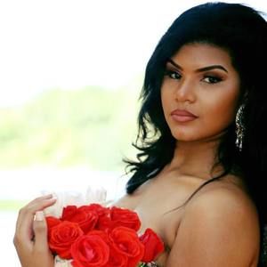 Meet your Posher, Aquianne