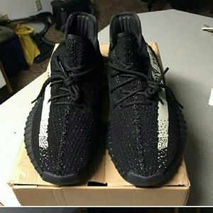 Yeezy boost v2 oreos