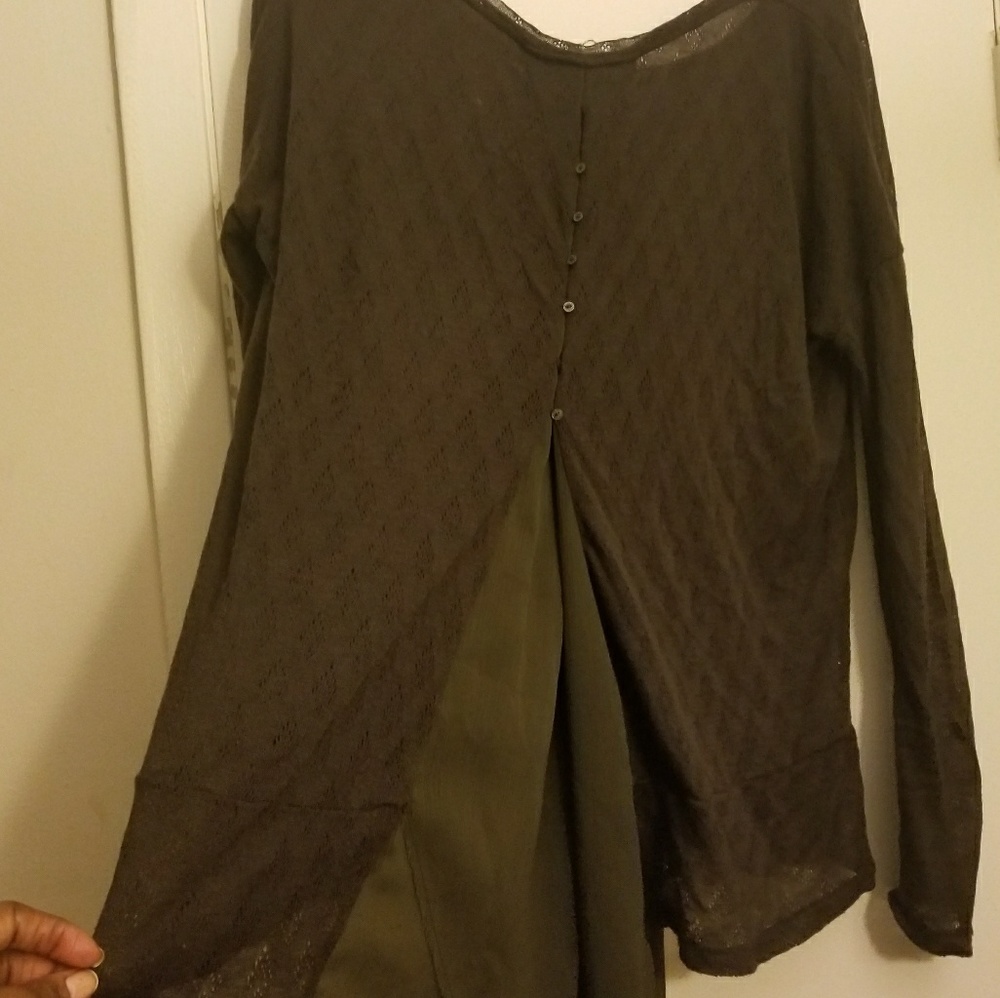 Shirt - Picture 2 of 4