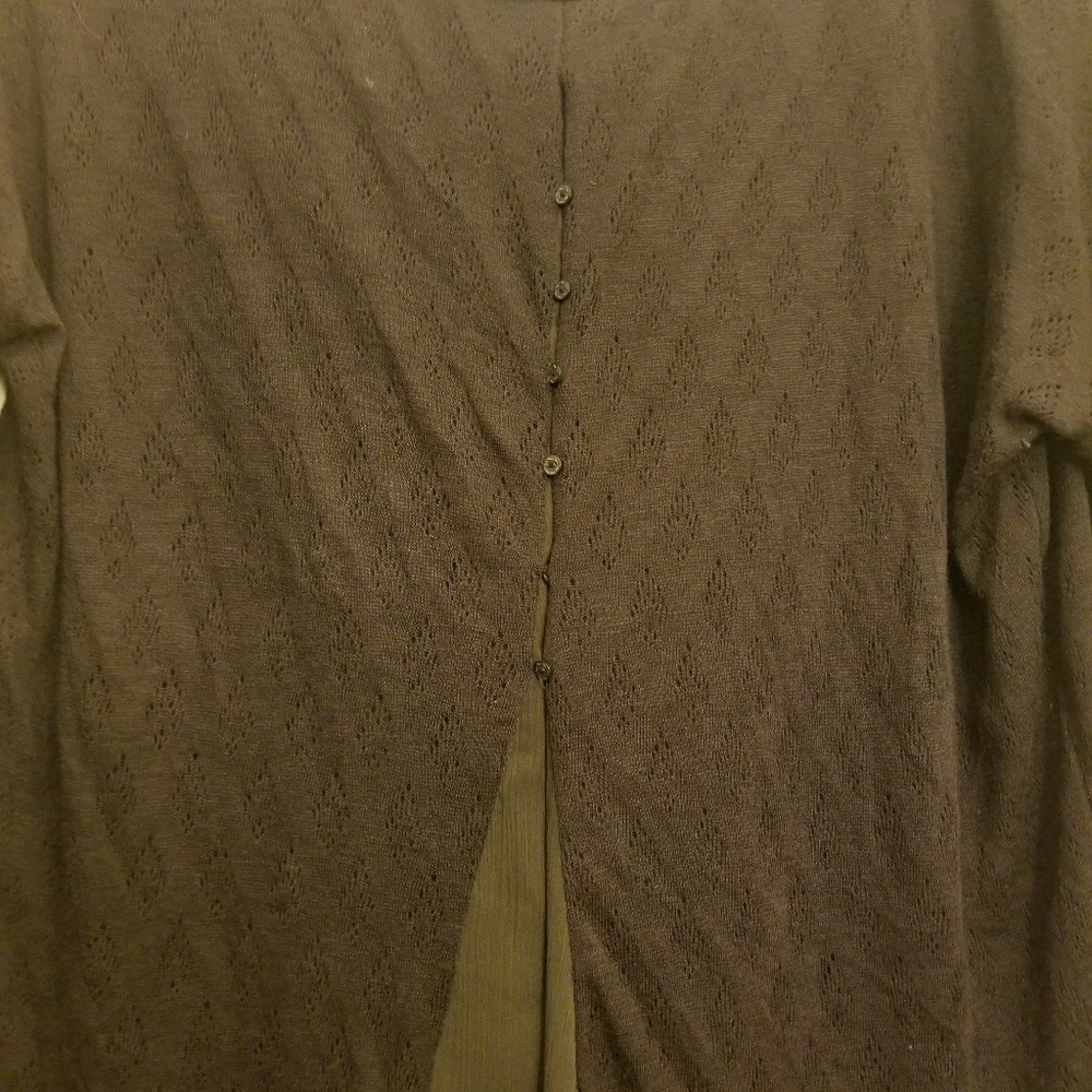 Shirt - Picture 4 of 4