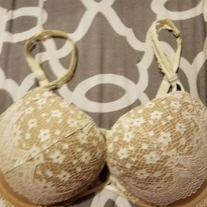 Victoria's secret bra 36dd