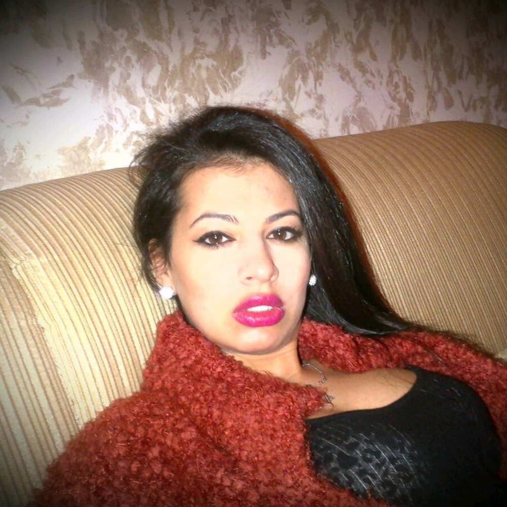 Meet your Posher, Regina