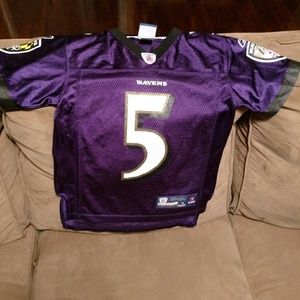 Boys size 8 Ravens jersey