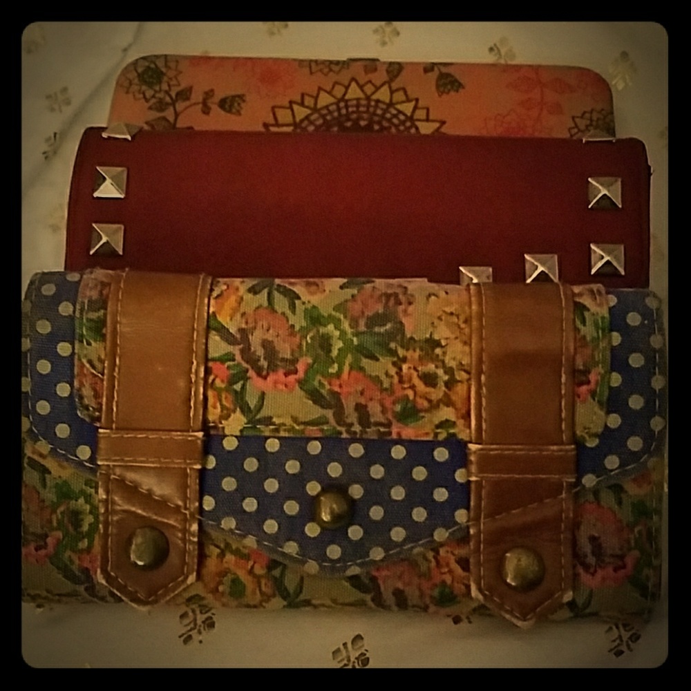 Lightly used wallets