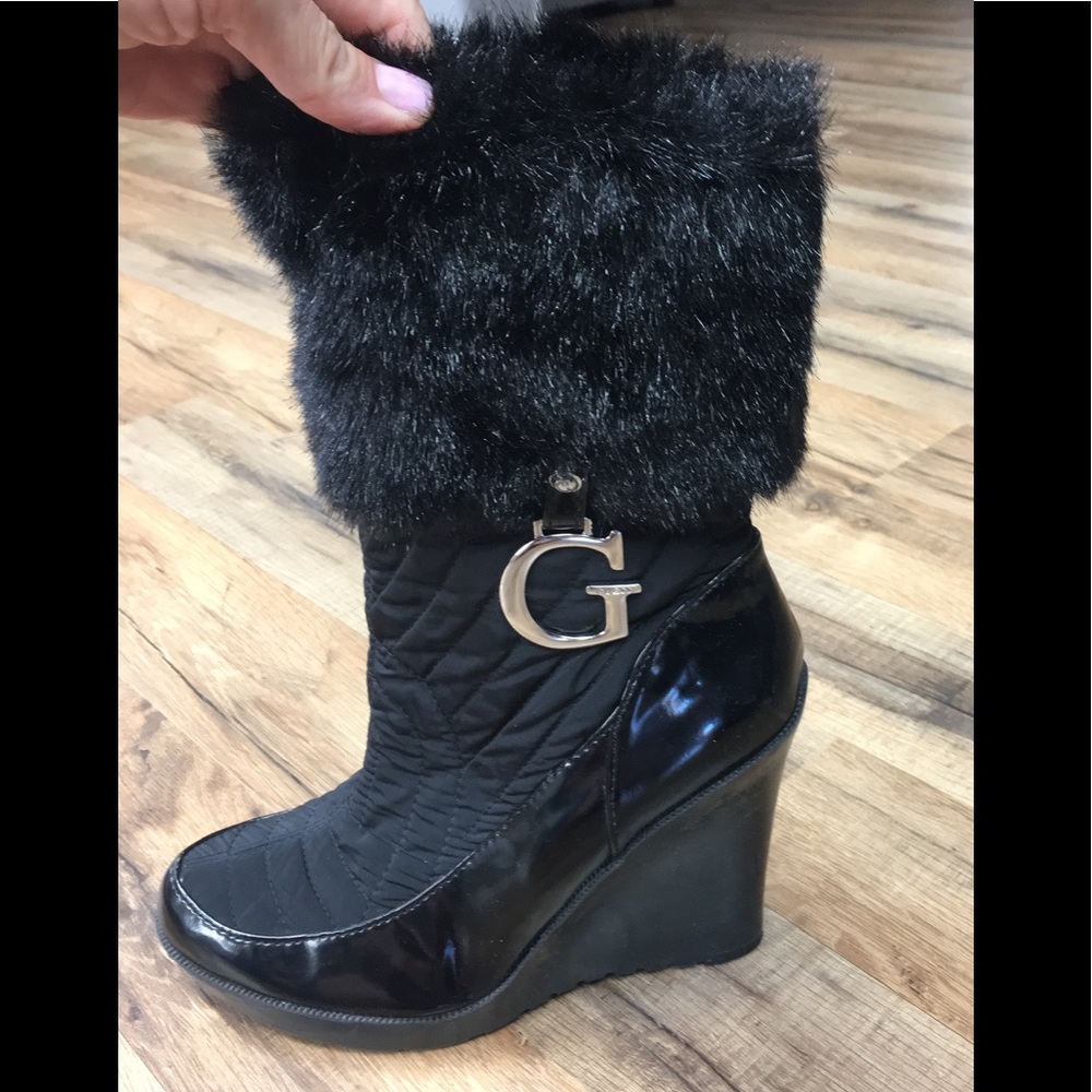 Guess boots