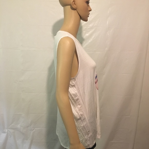 NEW 1X Plus Size Sleeveless Print Top - Picture 3 of 4