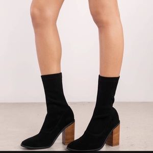 BRAND NEW SOL SANA BOOTIE