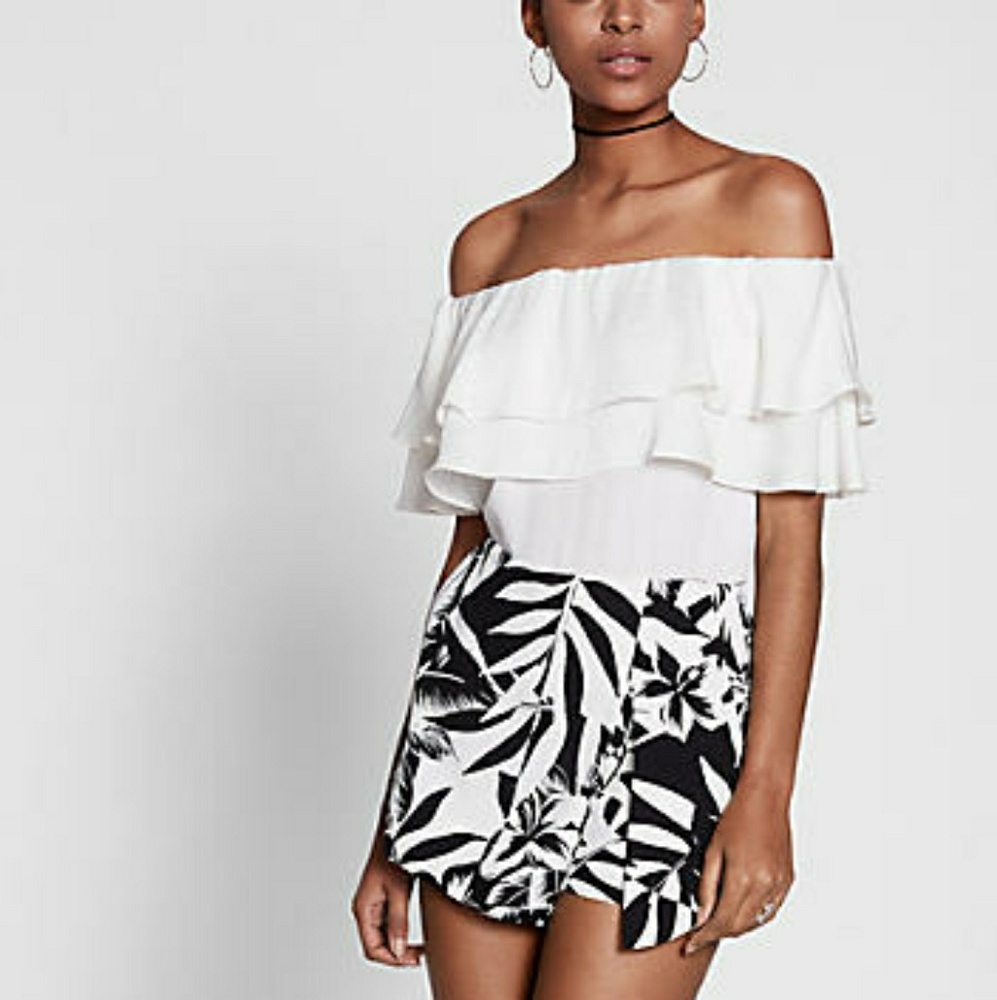 Slit front skort