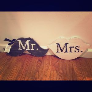 Mr. & Mrs. Sign for wedding