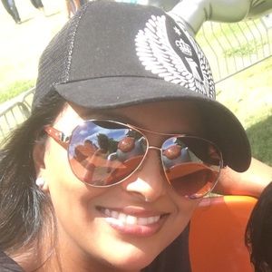 Meet your Posher, Nitasha