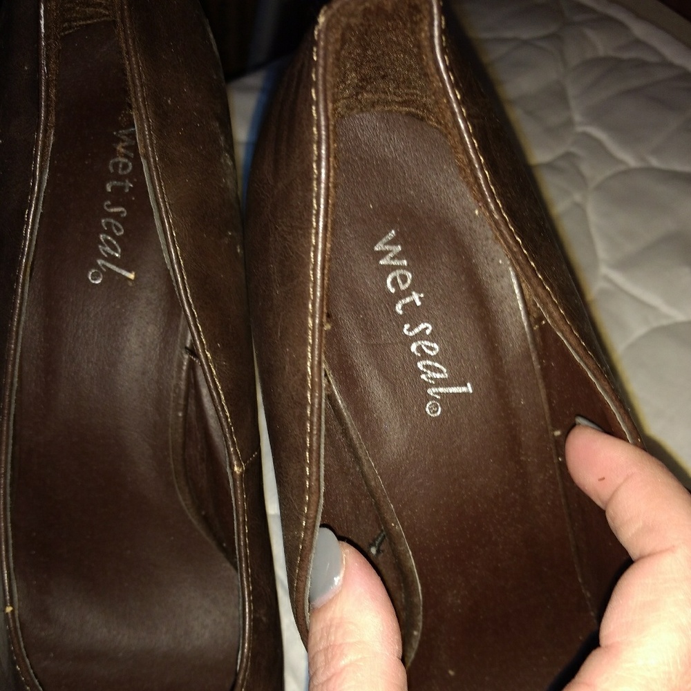 Wetseal heals brown