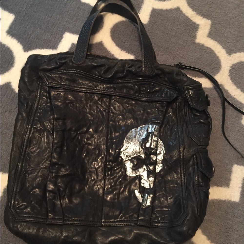 Tylie Malibu leather tote
