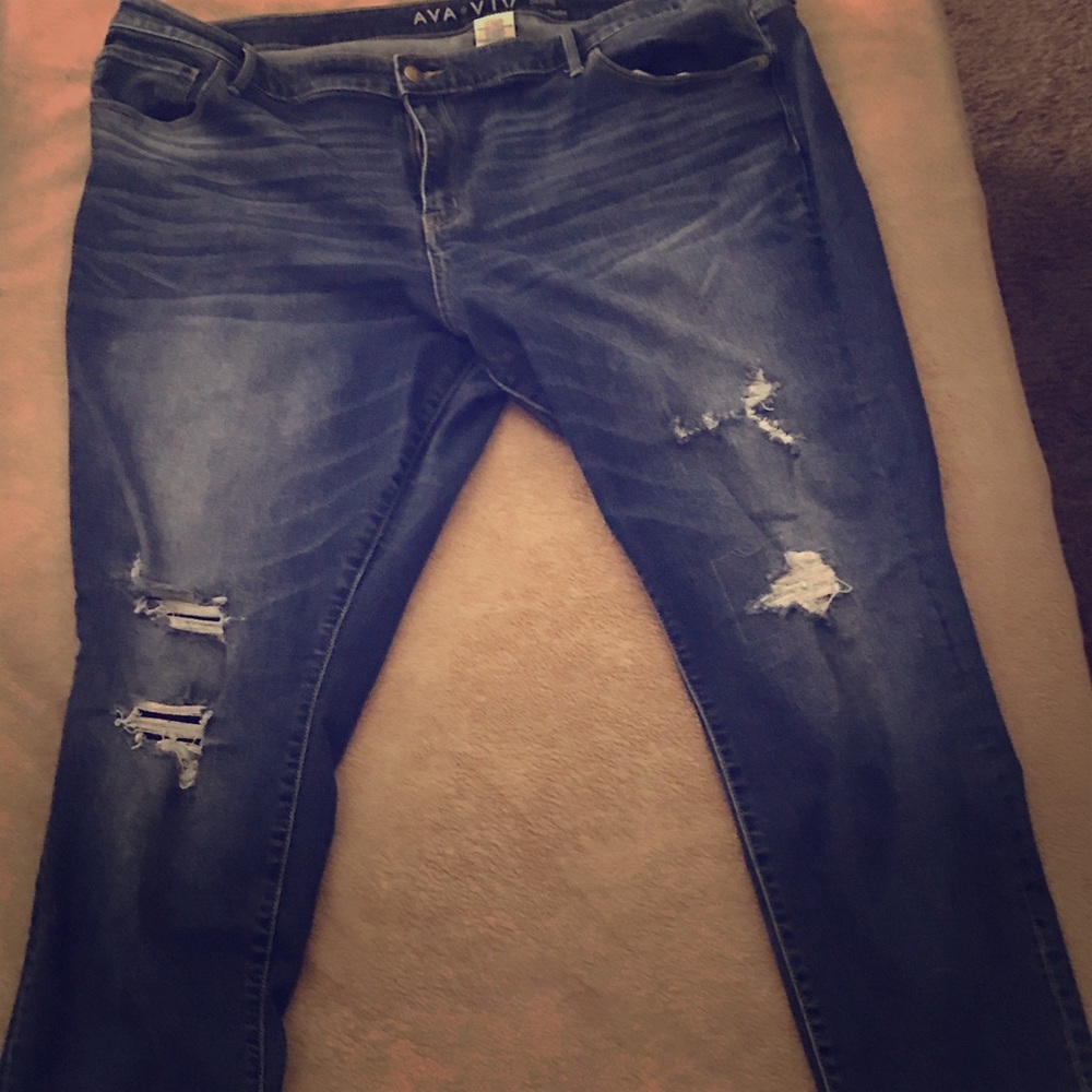 Ava & Viv Destroyed Skinny Jeans