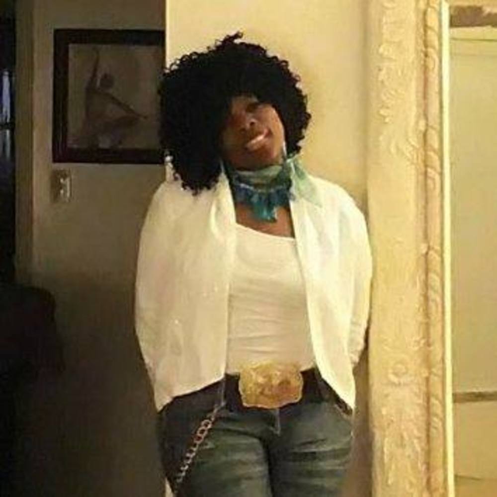 Meet your Posher, Lynn