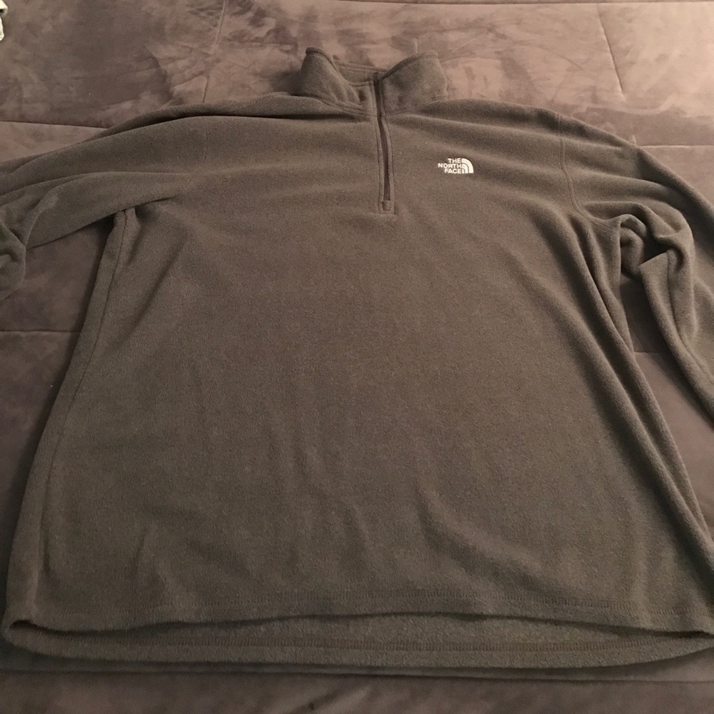 Gray North Face XL fleece pullover