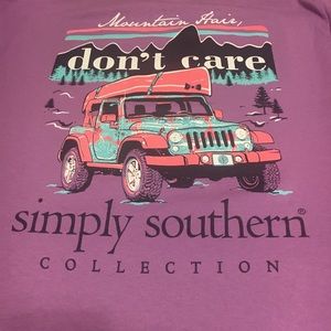 Simply Southern Tshirt /L NWT