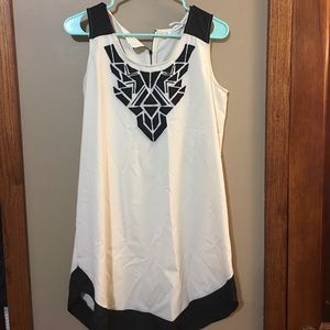 White shift casual dress