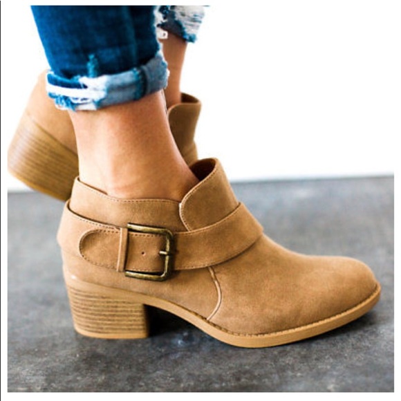 Buckle Wrapped Ankle Bootie Distress Pu - Picture 5 of 5