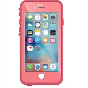 iPhone 6s Plus life proof case