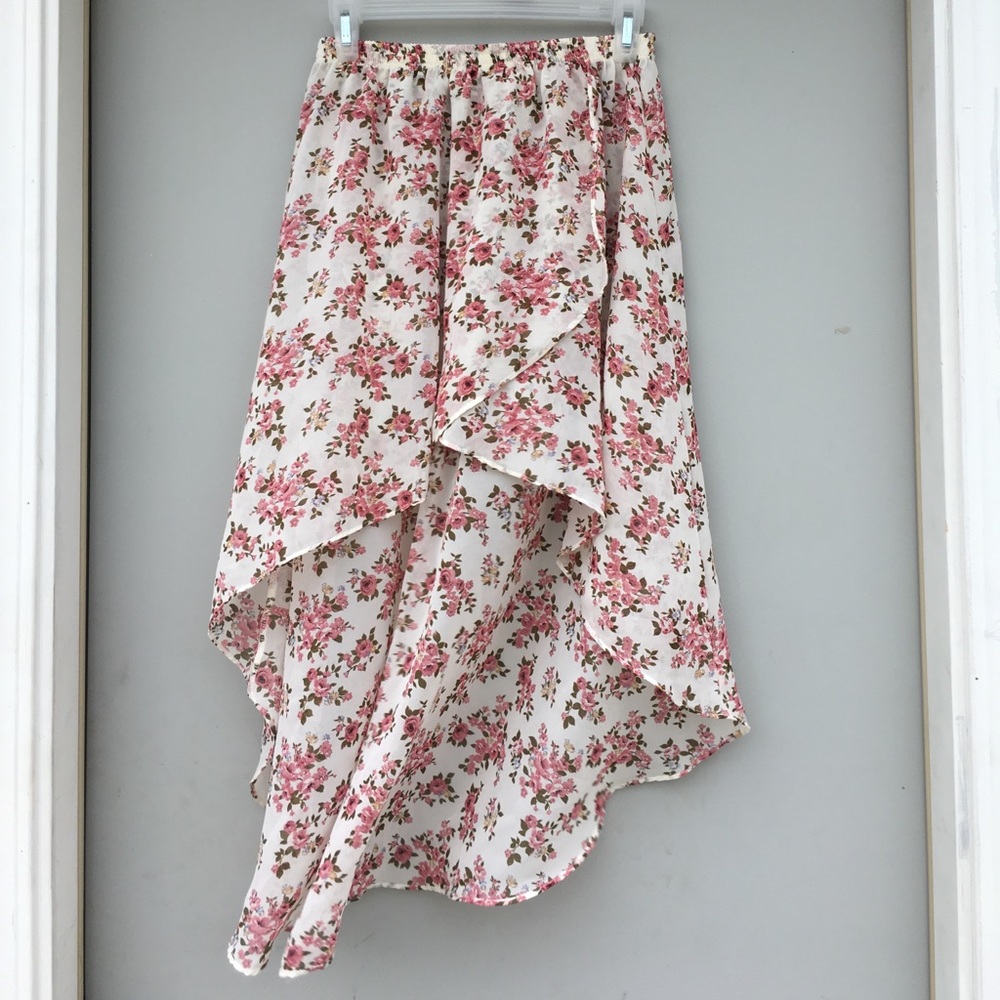 Super cute bottom cover up for the beach