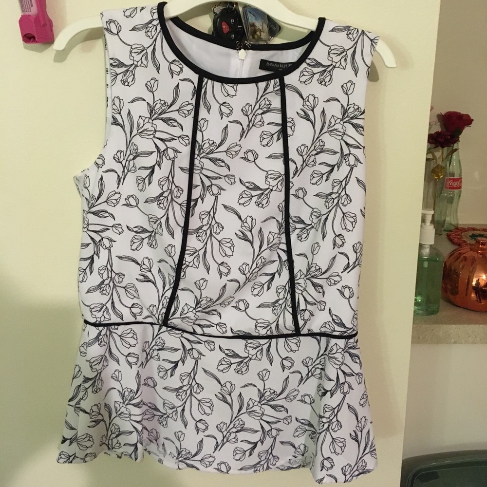 NWOT Banana Republic peplum blouse Size 0