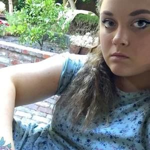 Meet your Posher, Nell