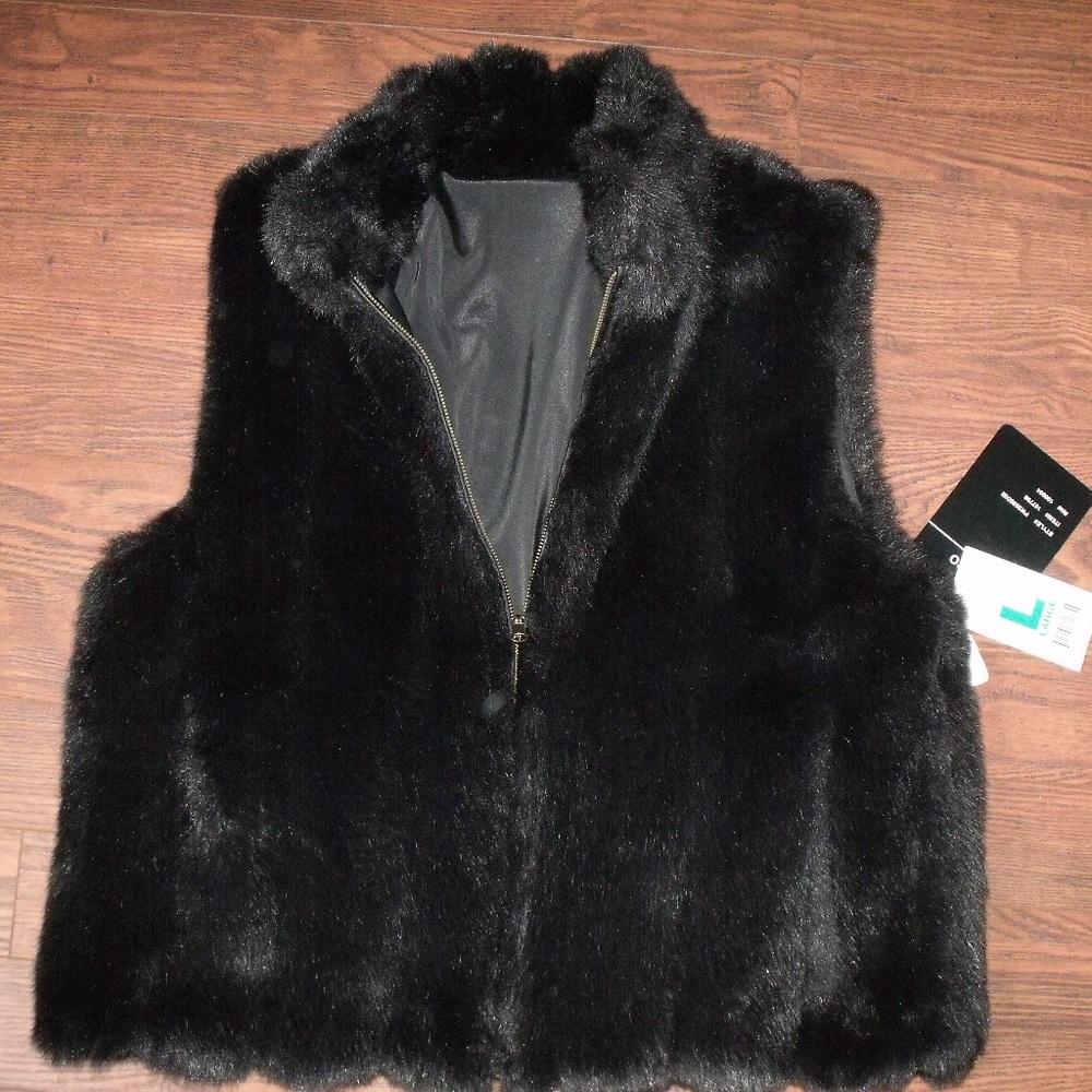 COACO LADIES REVERSIBLE FAUX MINK VEST- SZ. L- NEW