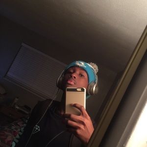 Meet your Posher, Omar