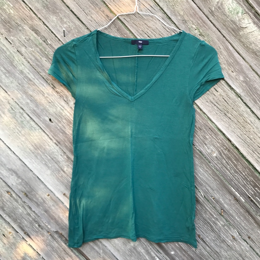 GAP Turquoise V-Neck Tee