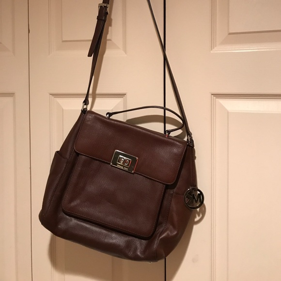 Michael Kors Handbags - Michael Kors bag