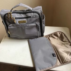 Ju-ju-be BFF diaper bag