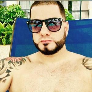 Meet your Posher, Eric